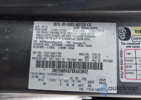 2011 Mercury Milan z USA, uszkodzony, nr VIN 3MEHM0HA7BR603842